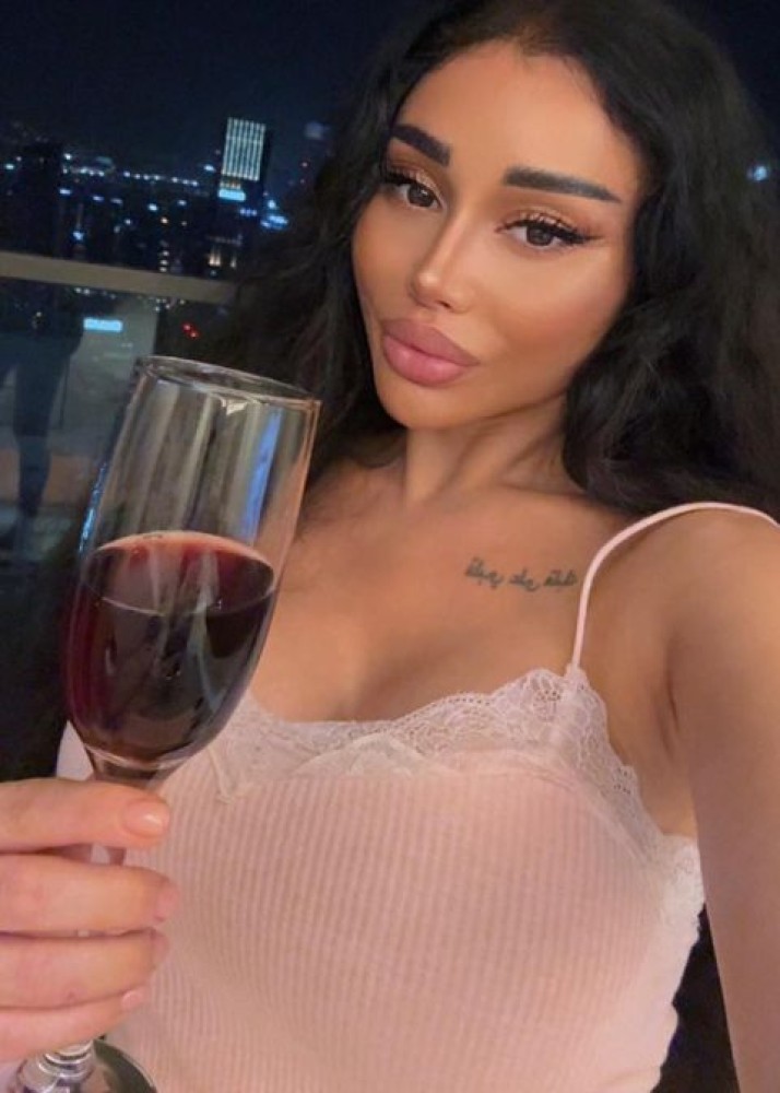 Индивидуалка Алина фото № 2 в городе Магадан