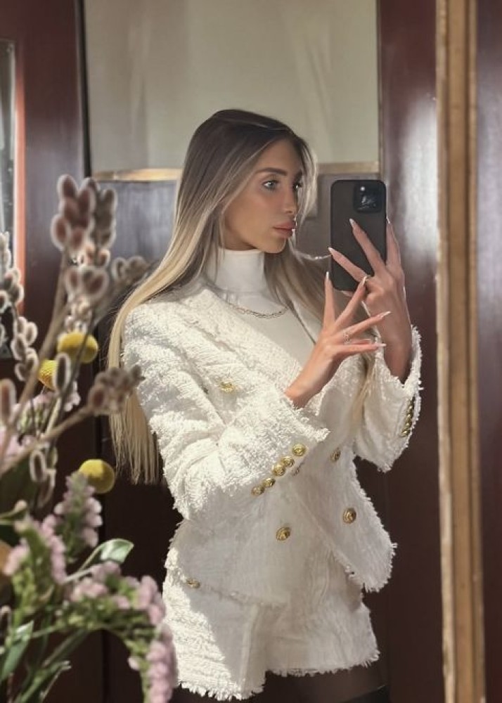 Индивидуалка Алина фото № 2 в городе Магадан