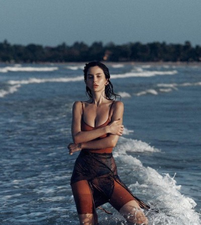 Иветта, Г. Магадан