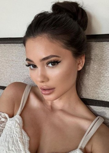 Кира, Г. Магадан